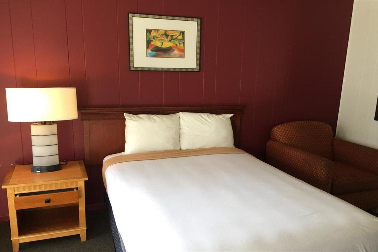 Holiday Lodge Los Angeles Bagian luar foto