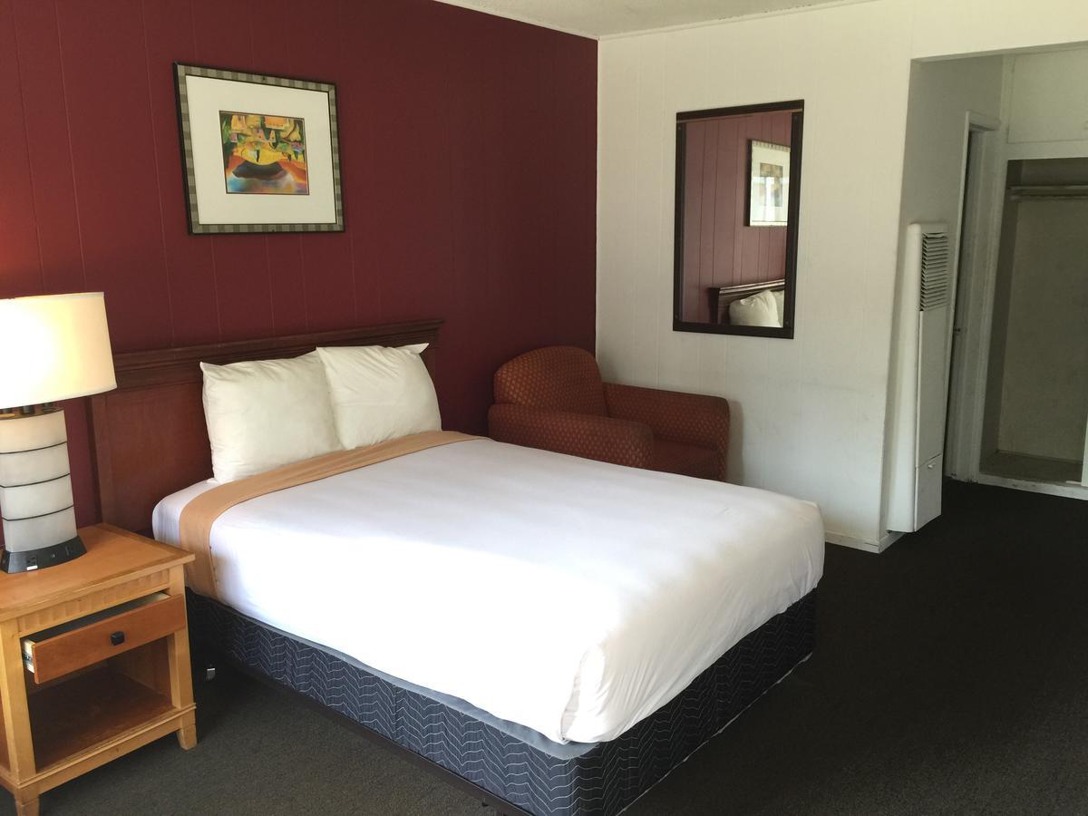 Holiday Lodge Los Angeles Bagian luar foto